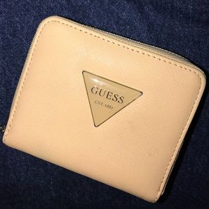 ‼️MUST GO‼️  Women’s Guess Wallet